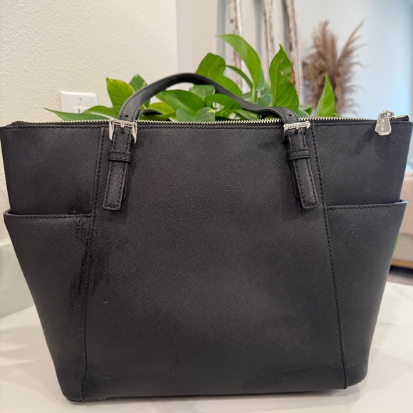 Michael Michael Kors Jet Set East West Top Zip Tote Black(Pre-owned/as pictured) - Picture 3 of 7